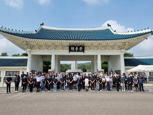 210624_보도자료_지성호의원_ 남북청년 100명과 함께 현충원 봉사활동 개최_지성호의원실1.jpg